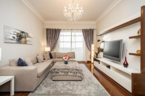 HiGuests - Beautiful apt with city views in Lakeshore Tower